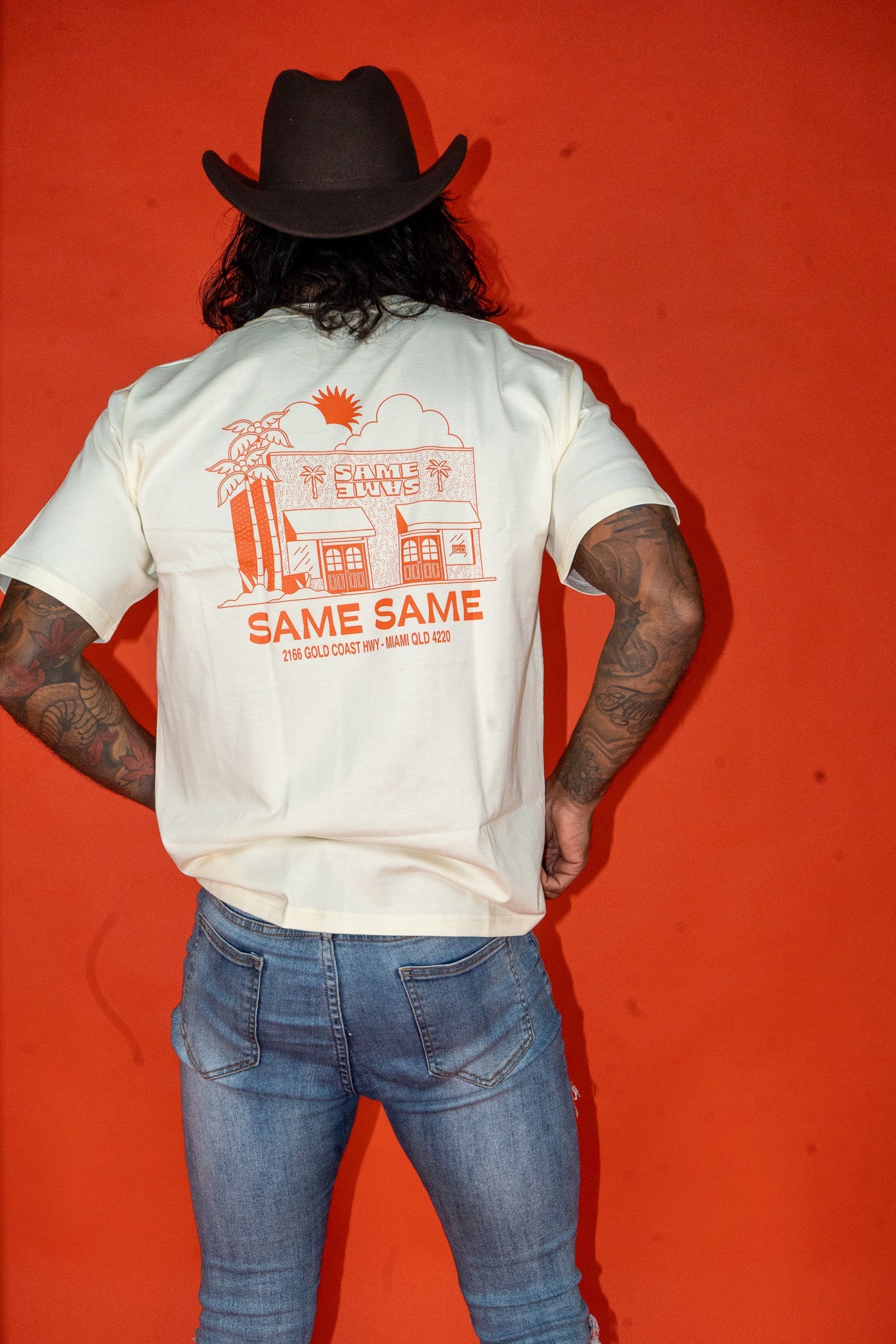 THE SHOP TEE - CREAM