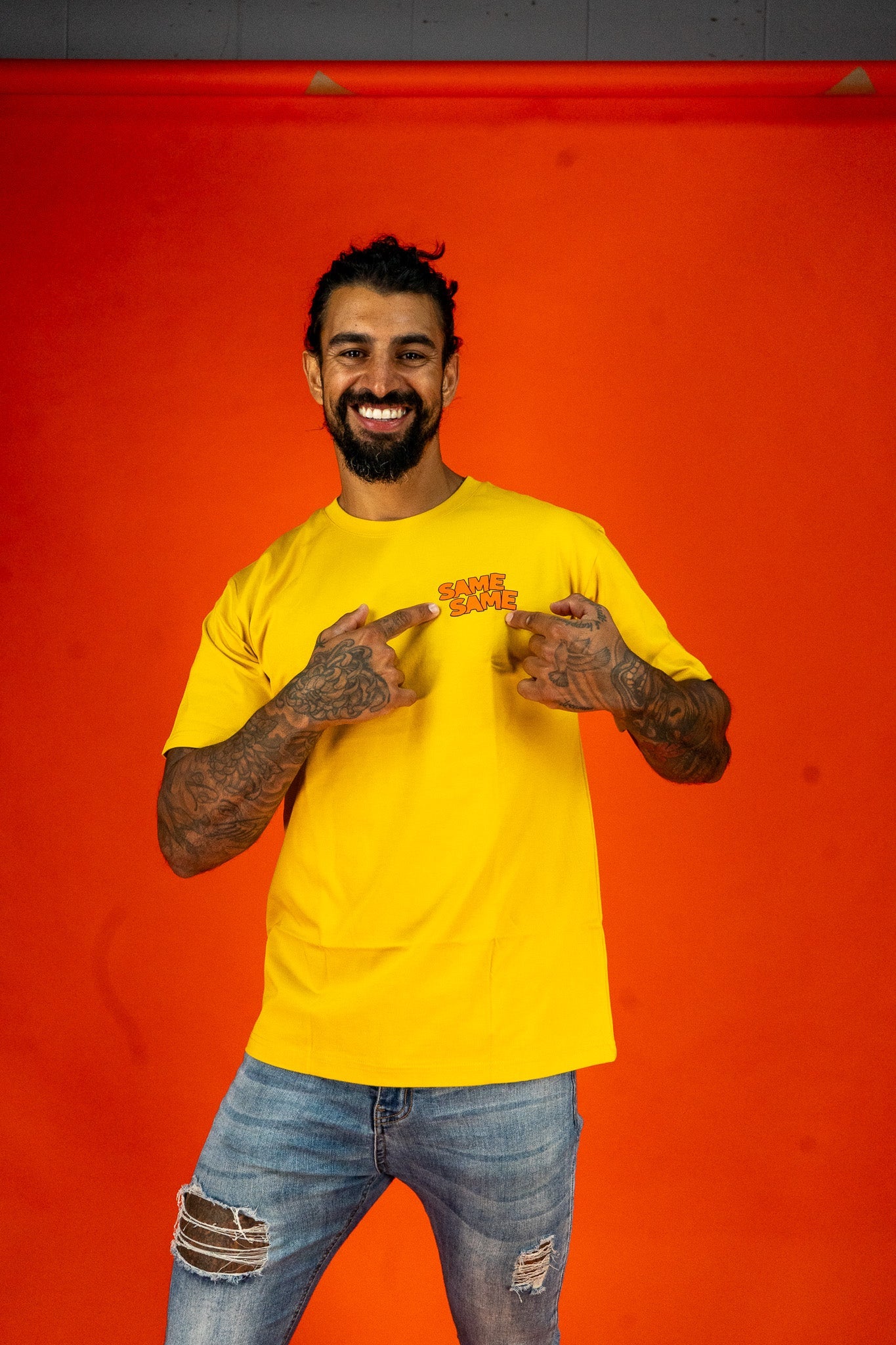 THE THIRSTY CAMEL - MUSTARD