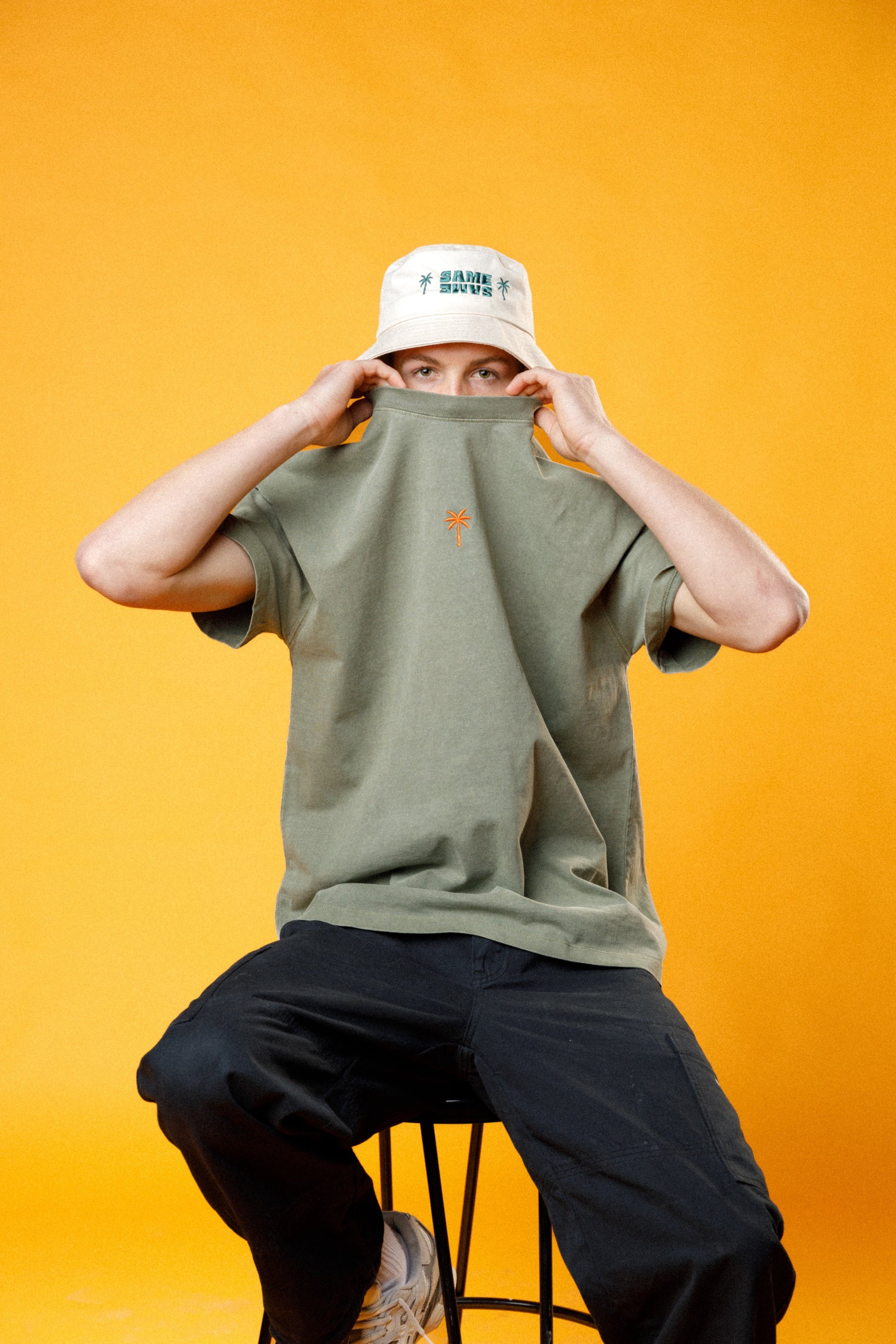 THE TEE - OLIVE