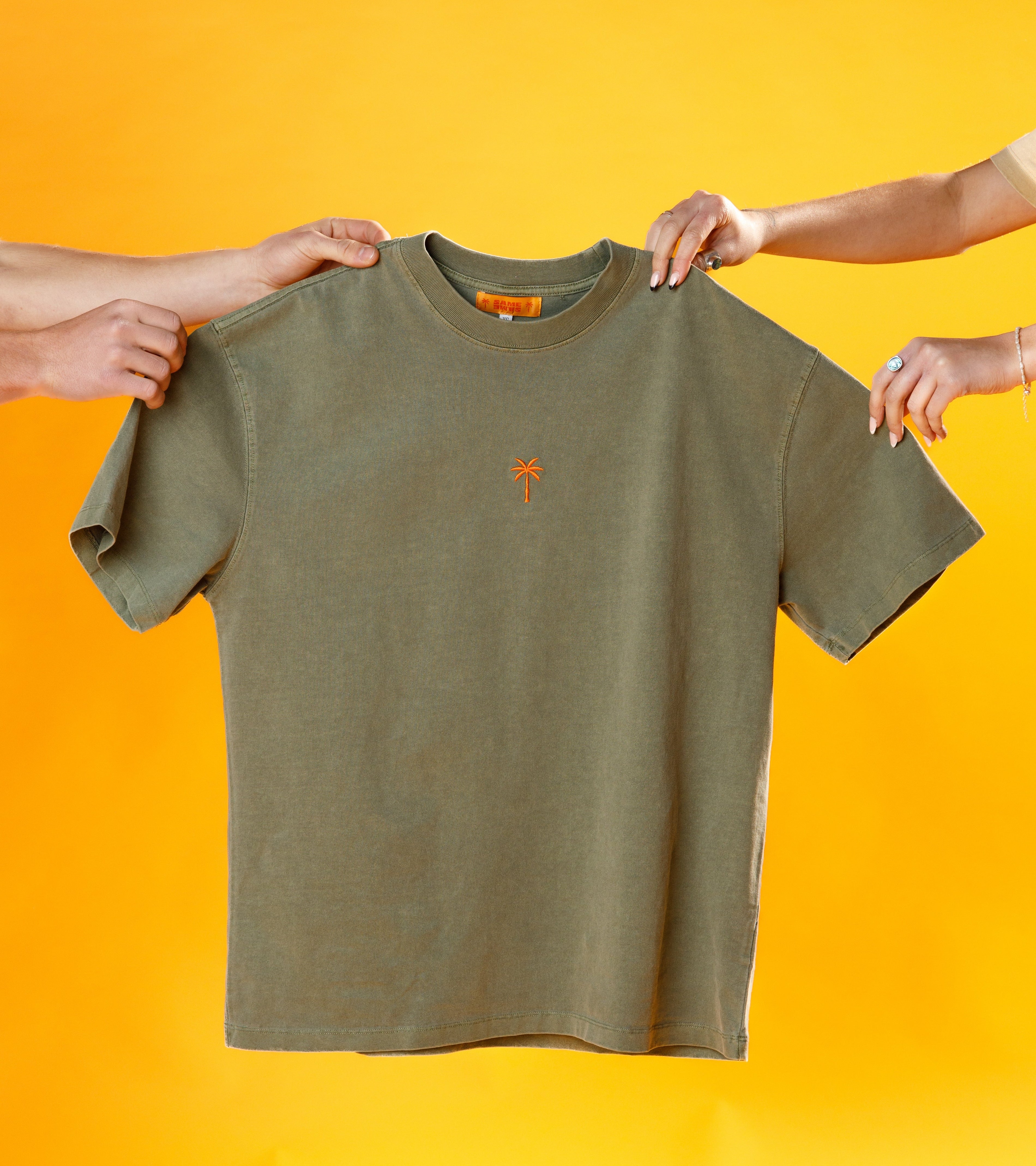 THE TEE - OLIVE